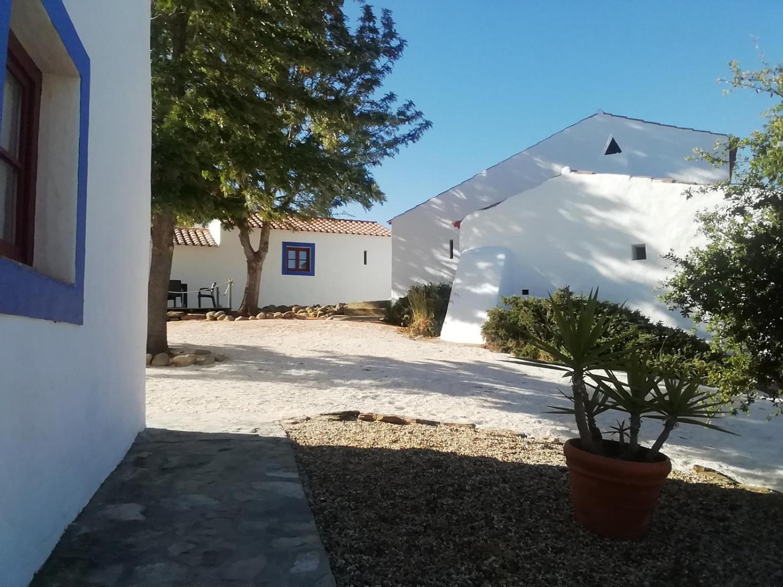Monte Do Adail Turismo Rural Casa De Campo Вила Нова де Милфонтеш Екстериор снимка
