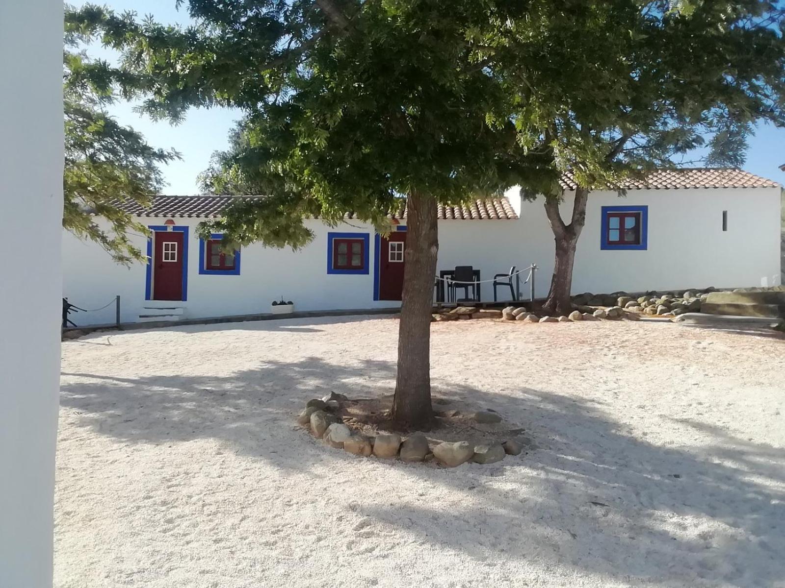 Monte Do Adail Turismo Rural Casa De Campo Вила Нова де Милфонтеш Екстериор снимка